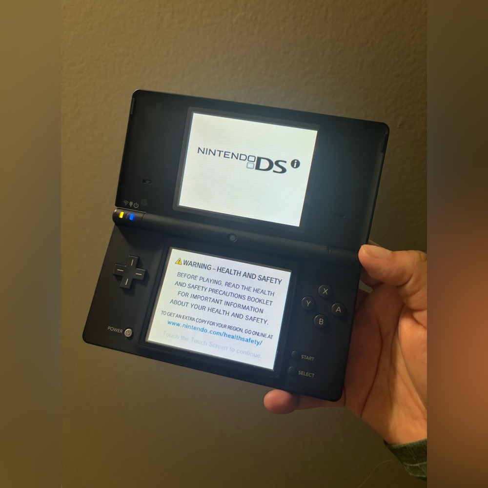 Nintendo DSI bundle